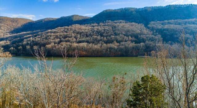 Photo of 10495 Mullins Cove Rd, Whitwell, TN 37397