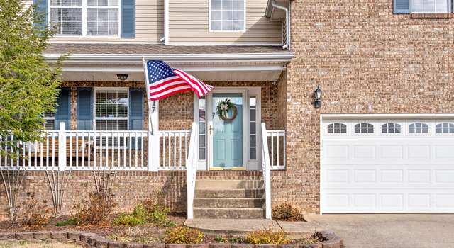 Photo of 417 Short Bluff Dr, Clarksville, TN 37040