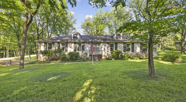 Photo of 5052 Kingsview Ct, Nashville, TN 37220