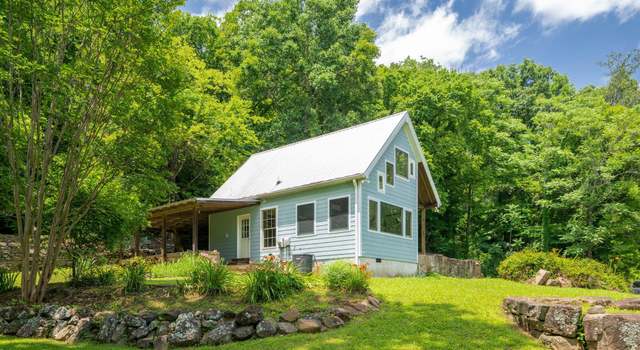 Photo of 4019 W Road, Signal Mountain, TN 37377