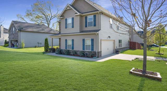 Photo of 607 Sturdivant Dr, Clarksville, TN 37042
