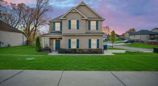 Photo of 607 Sturdivant Dr, Clarksville, TN 37042