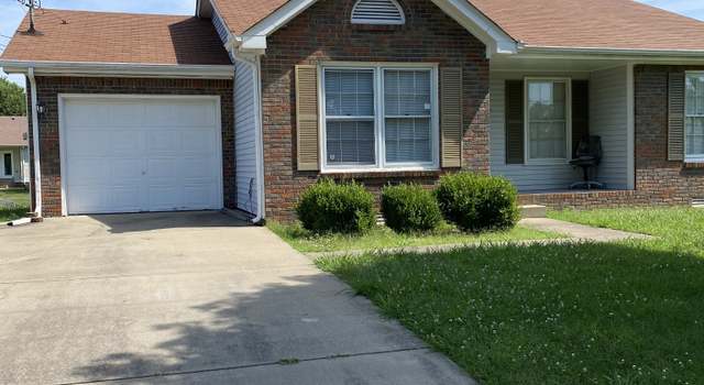 Photo of 1312 Wennona Dr, Clarksville, TN 37042