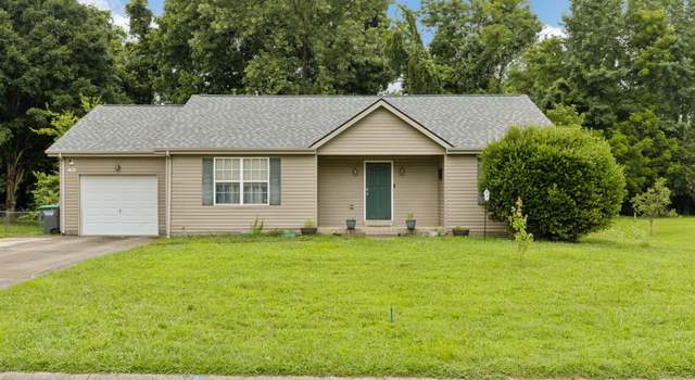 Photo of 404 Kelsey Dr, Clarksville, TN 37042