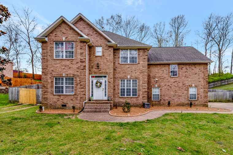 Photo of 271 Page Dr Mount Juliet, TN 37122