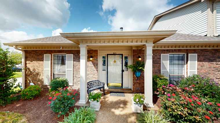 Photo of 921 Brentwood Pt Brentwood, TN 37027
