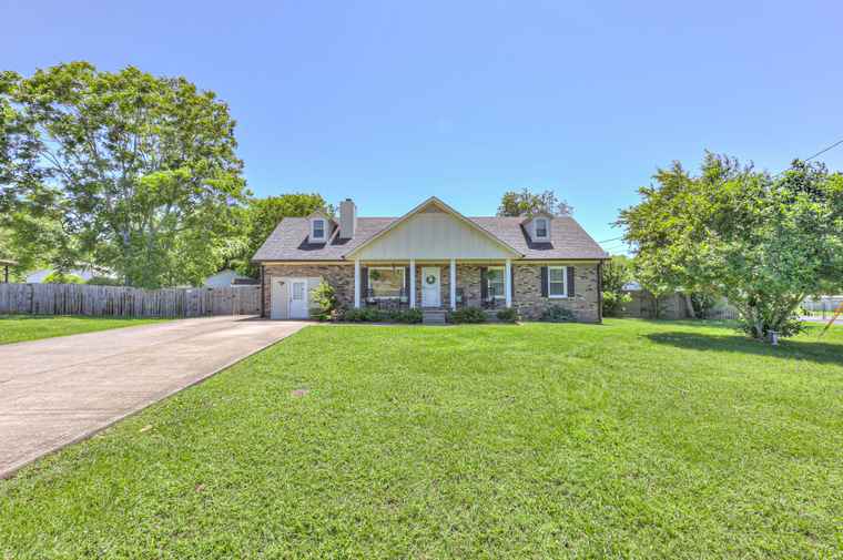 Photo of 805 Avery Valley Dr Smyrna, TN 37167