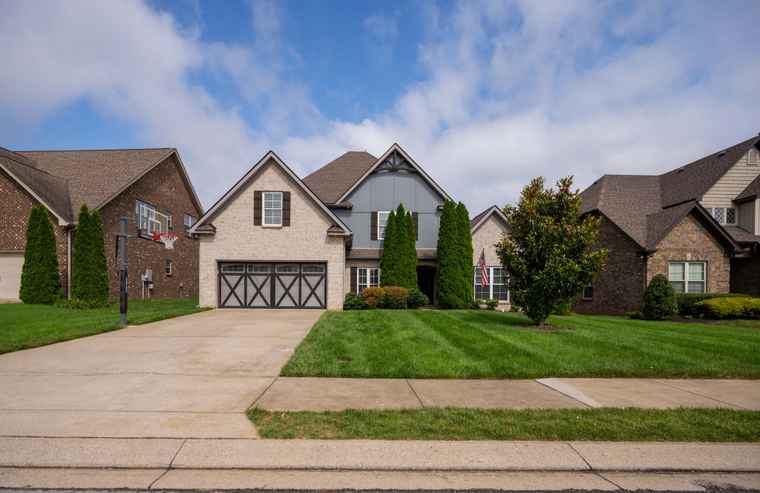 Photo of 1241 Hensfield Dr Murfreesboro, TN 37128