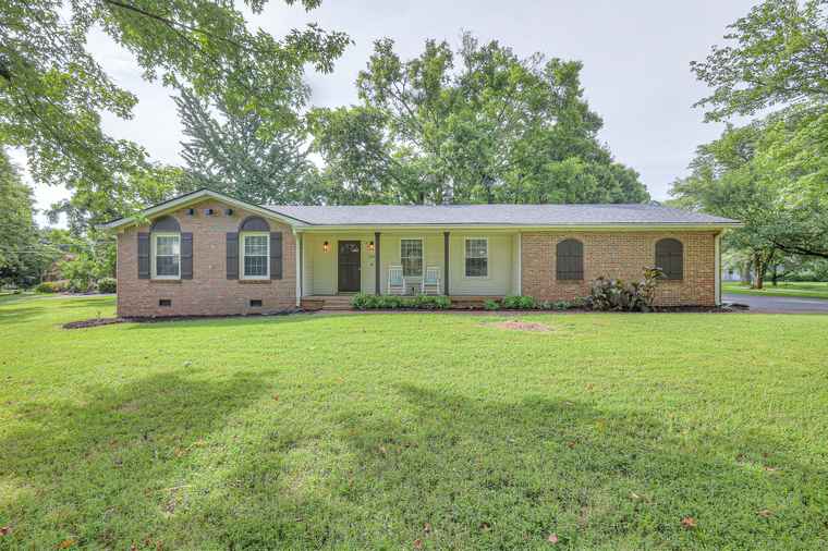 Photo of 106 Walton Ave Smyrna, TN 37167