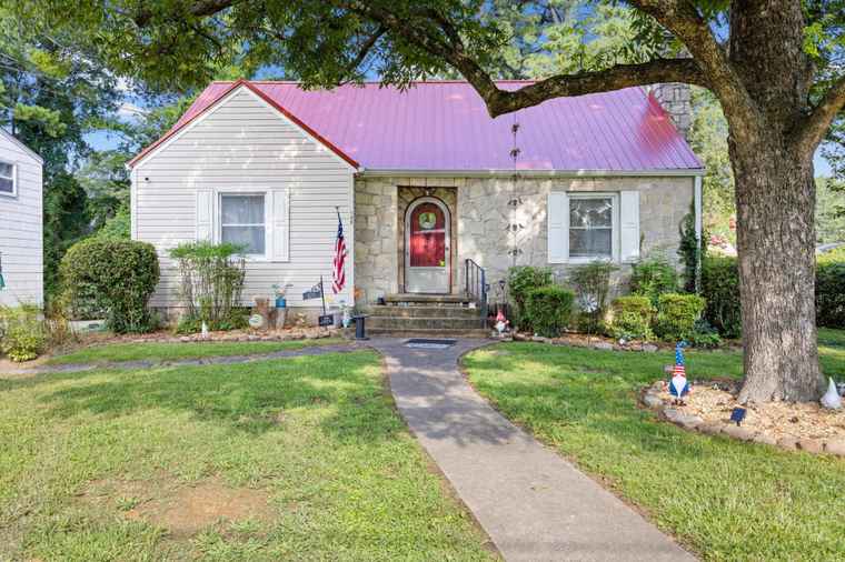 Photo of 105 S Lovell Ave Chattanooga, TN 37411