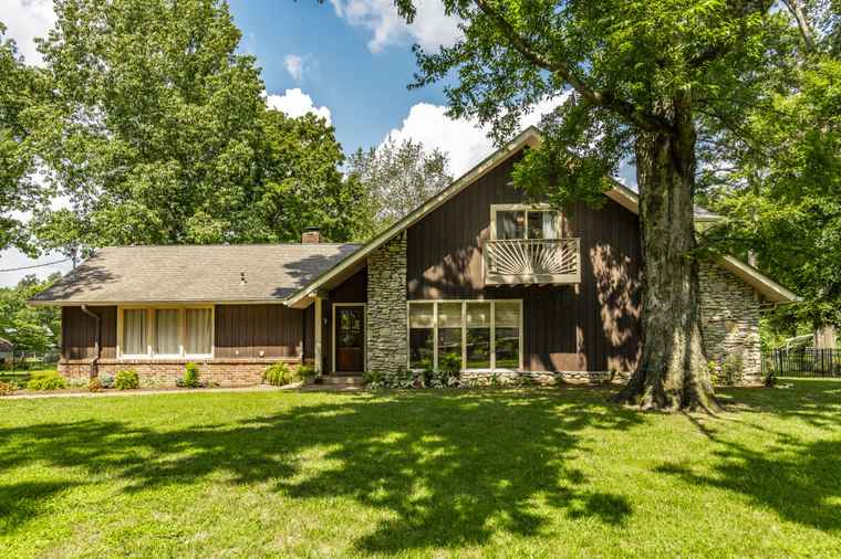 Photo of 315 Raintree Dr Hendersonville, TN 37075