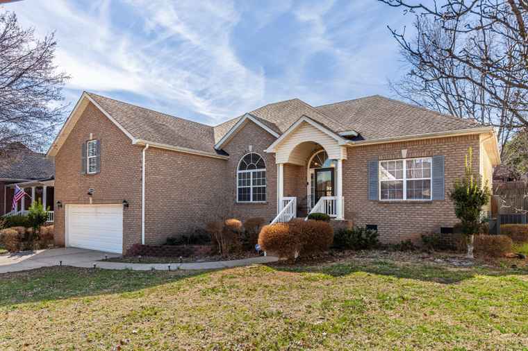 Photo of 3006 Carpenters Pass Spring Hill, TN 37174