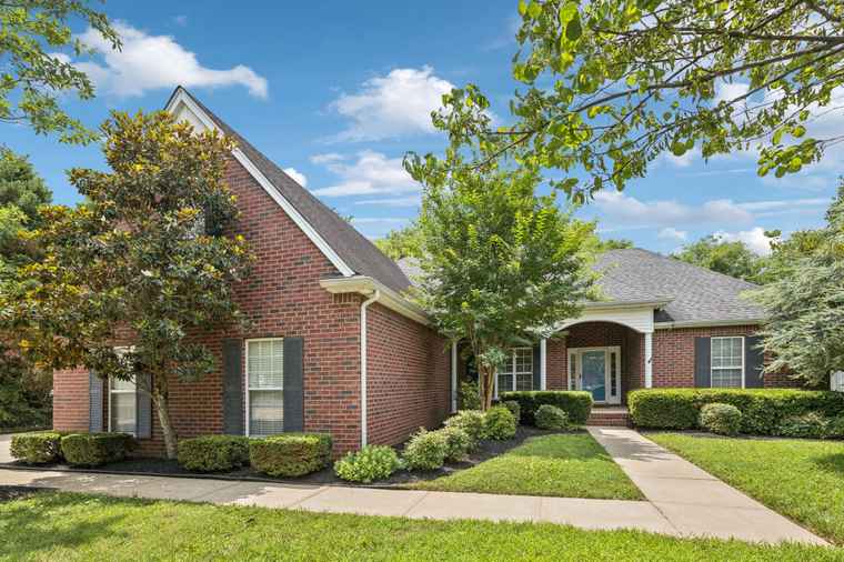 Photo of 3455 Esquire Dr Murfreesboro, TN 37130