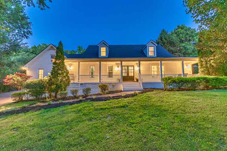 Photo of 9301 Arrowhead Ct Brentwood, TN 37027