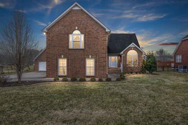 Photo of 2901 Iona Dr Smyrna, TN 37167
