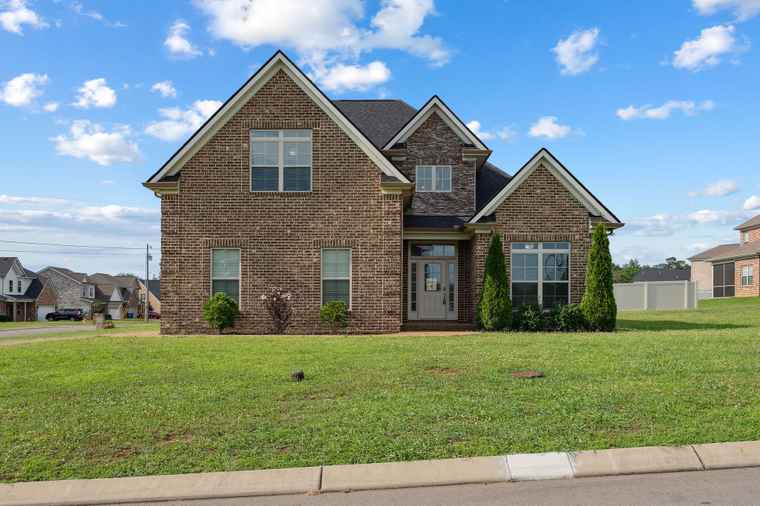 Photo of 1412 Wrangler Ln Smyrna, TN 37167