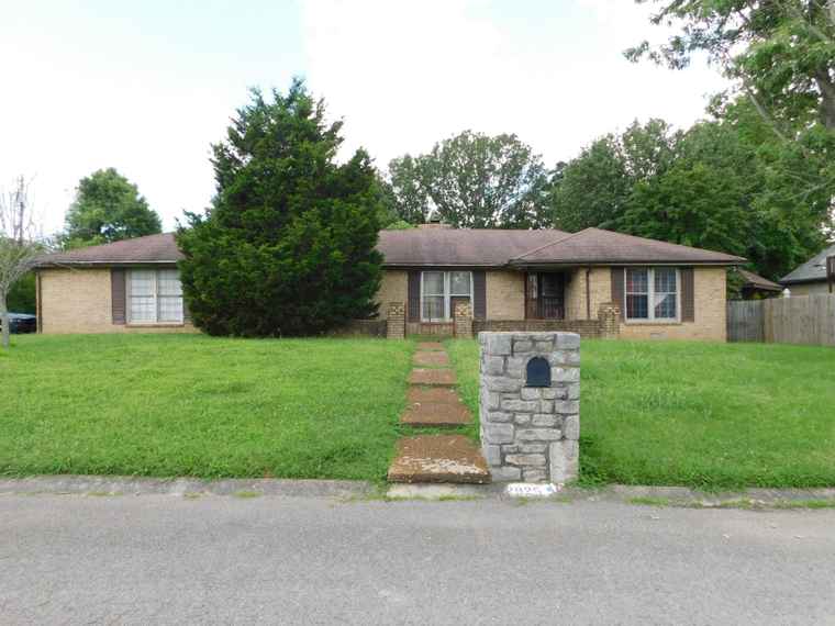 Photo of 200 Upwind Ct Nashville, TN 37217