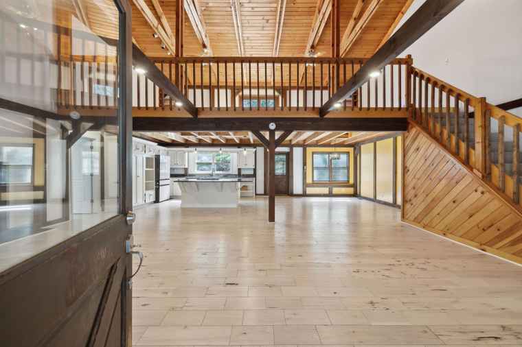 Photo of 3755 Bear Hollow Rd Joelton, TN 37080