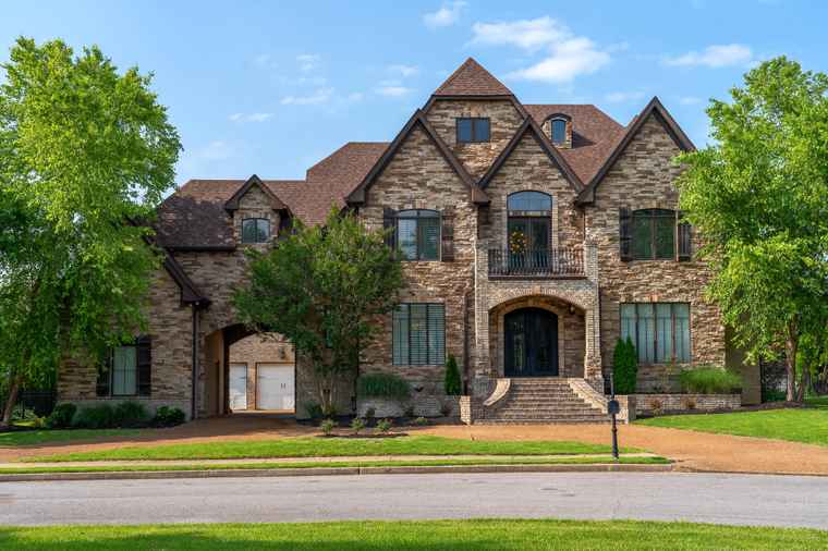 Photo of 1004 Pintail Pl Hendersonville, TN 37075