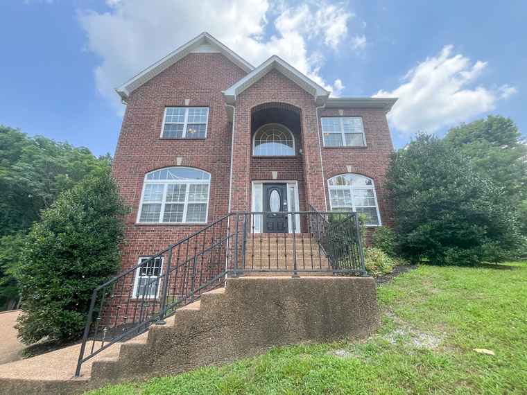 Photo of 6713 Autumn Oaks Dr Brentwood, TN 37027