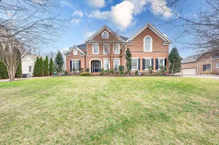 Photo of 85 Governors Way Brentwood, TN 37027