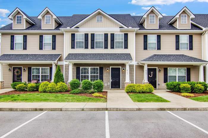423 John Deere Dr Murfreesboro Tn 37128 3 Beds 2 5 Baths 423 John Deere Dr Murfreesboro Tn 37128 3 Beds 2 5 Baths