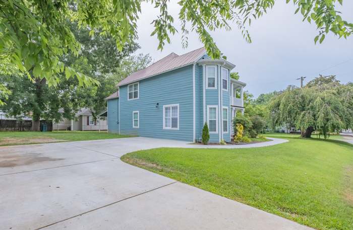 Single-family home sells in Winchester for $4.6 million 