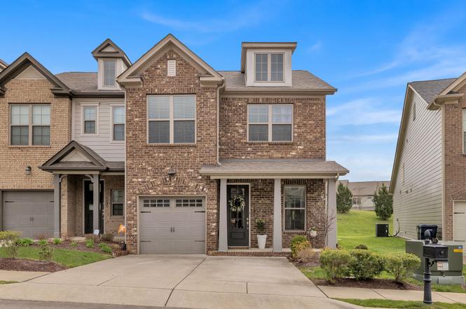 1631 Hampshire Pl, Thompsons Station, TN 37179 | MLS# 2502045 | Redfin