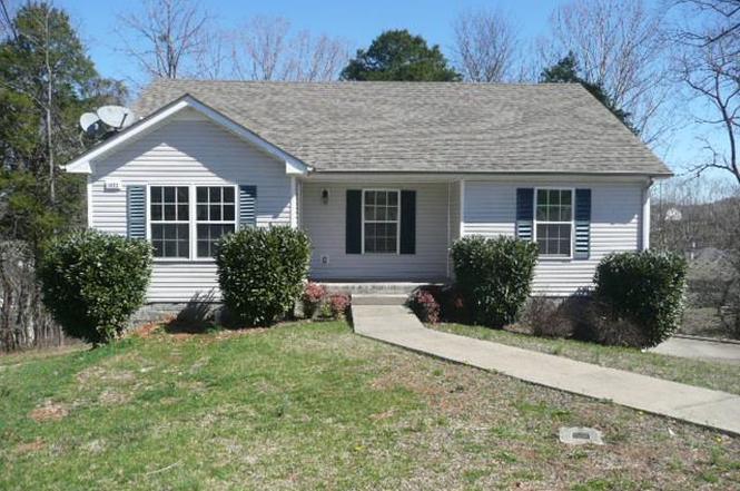 1053 Red Apple Ct, Clarksville, TN 37040 | MLS# 1812057 ...