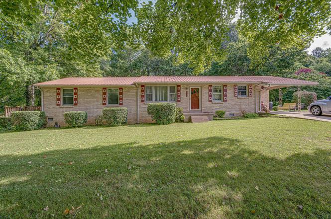 2015 Highway 47 E, Dickson, TN 37055 | MLS# 2268650 | Redfin