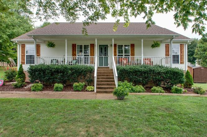 7507 Christopher St Fairview Tn 37062 Mls 1963684 Redfin Photos And Other Media