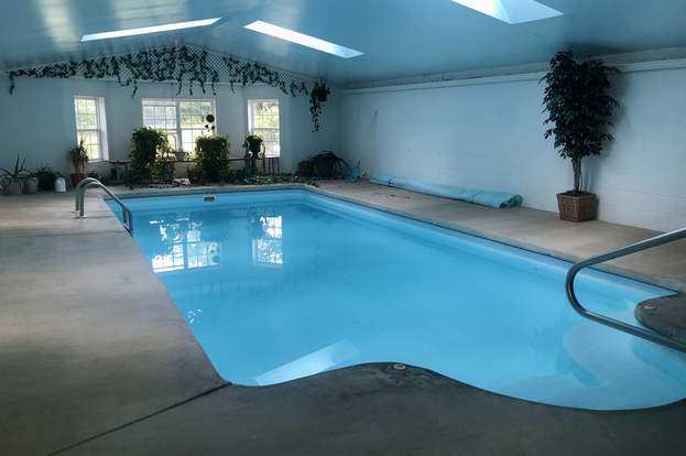 hotels in collierville tn with indoor pool