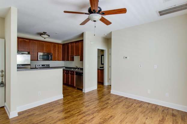 7009 Lenox Village Drive Unit E 209 Nashville Tn 37211 1 Bed Bath