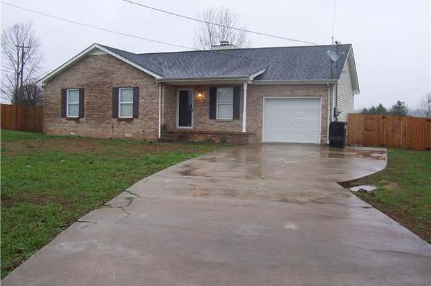635 Flower Dr Clarksville Tn 37040 Mls 1323474 Redfin