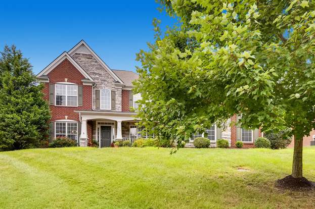 315 Meadowlawn Dr Franklin Tn 37064 Mls 2090565 Zillow Franklin Homes Electric Heating Systems French Country Cottage