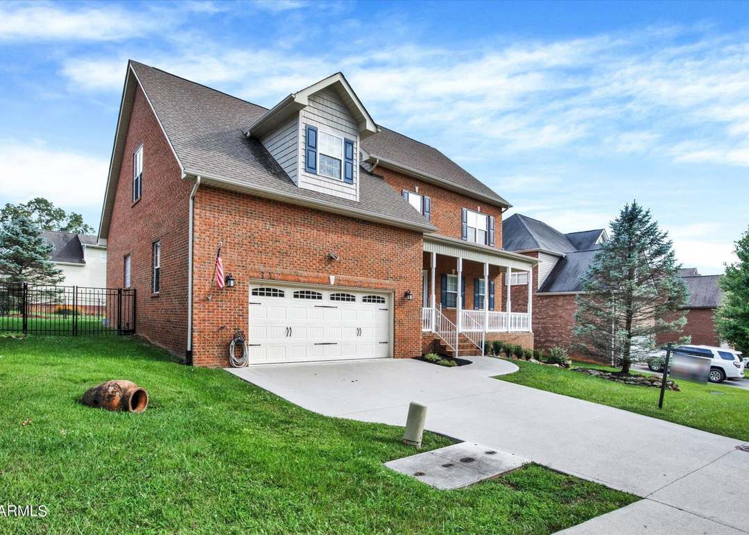 4312 Platinum Dr, Knoxville, TN 37938