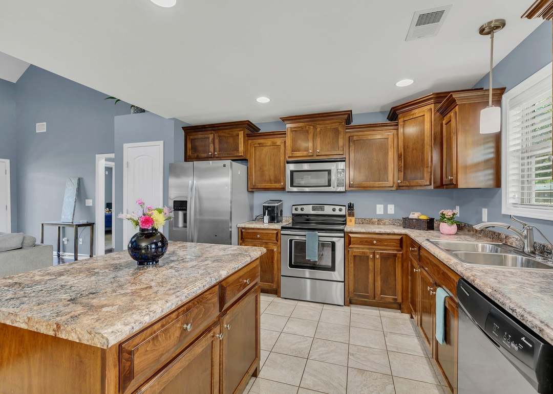 1016 Watergate Dr, Smyrna, TN 37167
