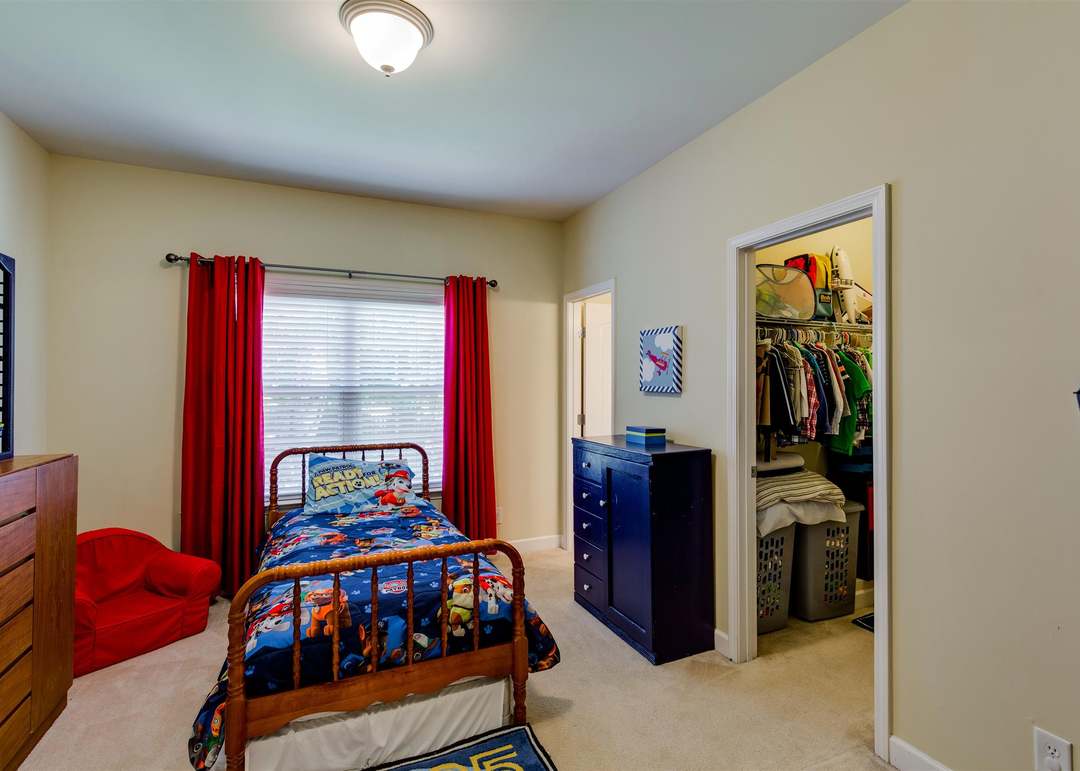 102 Polly Ann Dr, Mount Juliet, TN 37122