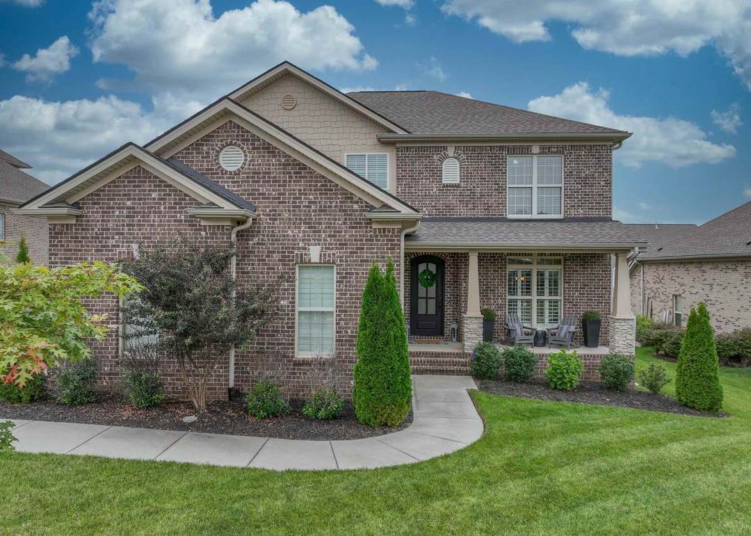 値下げ不可　house on the hill_ Parent Bag_Tile 902 Summer Hill Ct, Friendsville, TN 37737 | Zillow