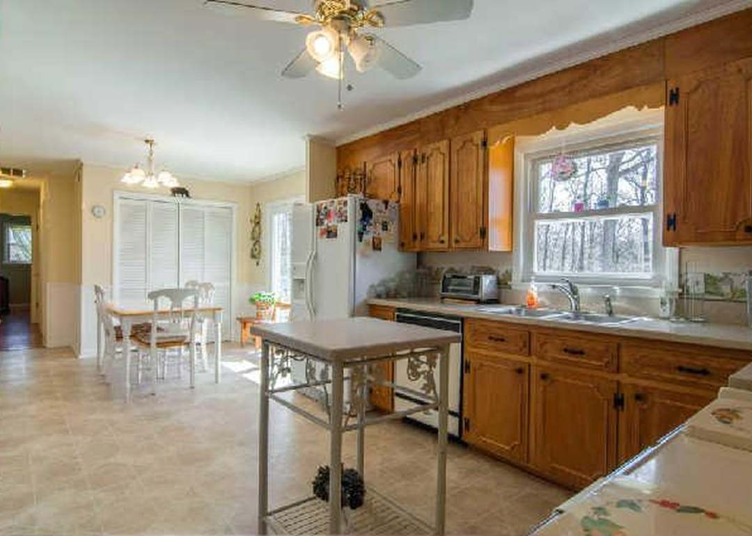 1012 Lennox Ave, Greenbrier, TN 37073
