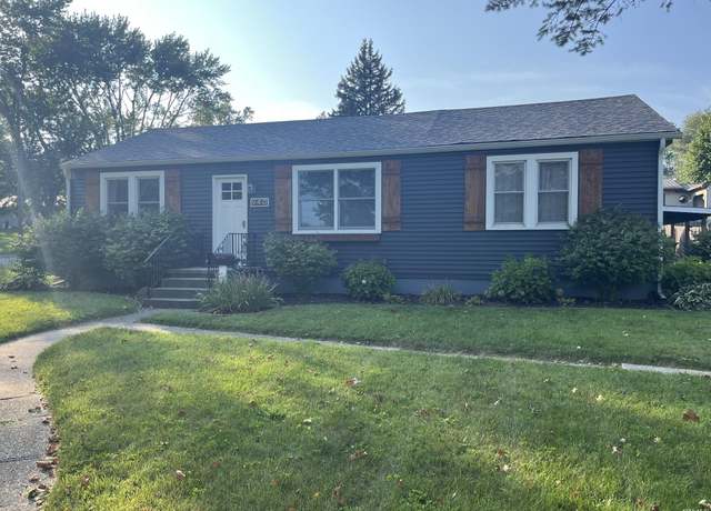 Property at 940 W Tipton St, Huntington, IN 46750, 3 beds, 1 bath
