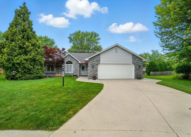 Property at 1322 Canal Ridge Dr, New Haven, IN 46774, 3 beds, 2.5 baths