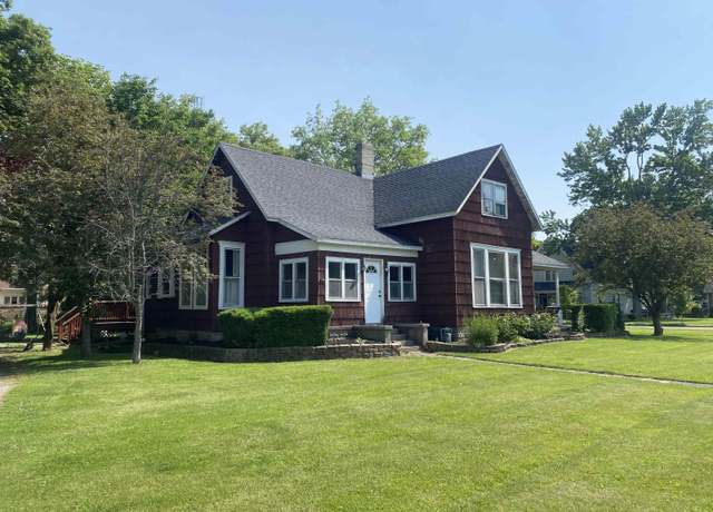 Property at 404 W Race St, Portland, IN 47371, 4 beds, 2 baths