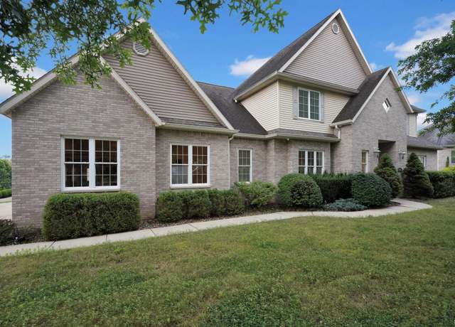 Property at 4421 S Derby Dr, Bloomington, IN 47401, 5 beds, 4.5 baths