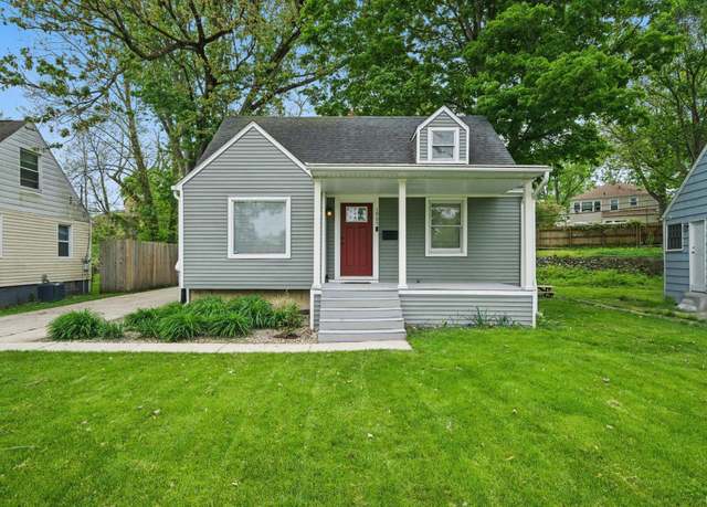 Property at 1905 Inglewood Pl, South Bend, IN 46616, 4 beds, 2 baths