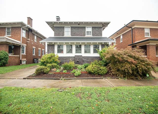 Property at 322 N 3rd St, Vincennes, IN 47591, 3 beds, 2.5 baths