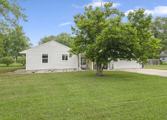 Property at 1808 Berkley Ave, Fort Wayne, IN 46815, 3 beds, 1.5 baths