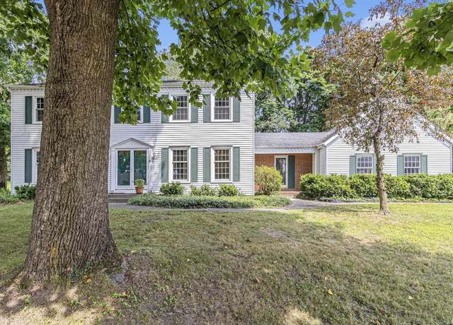 Property at 17145 Barryknoll Way, Granger, IN 46530, 4 beds, 2.5 baths