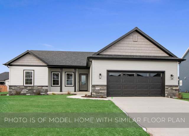 Property at 11393 Albany Ridge Dr, Osceola, IN 46561, 4 beds, 3.5 baths