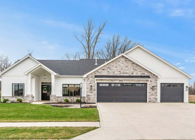 Property at 5678 Santera Dr, Fort Wayne, IN 46818, 3 beds, 2 baths